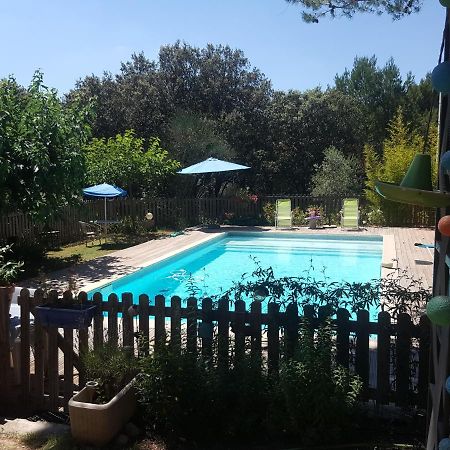 L'Oliveraie En Provence Lambesc Bagian luar foto